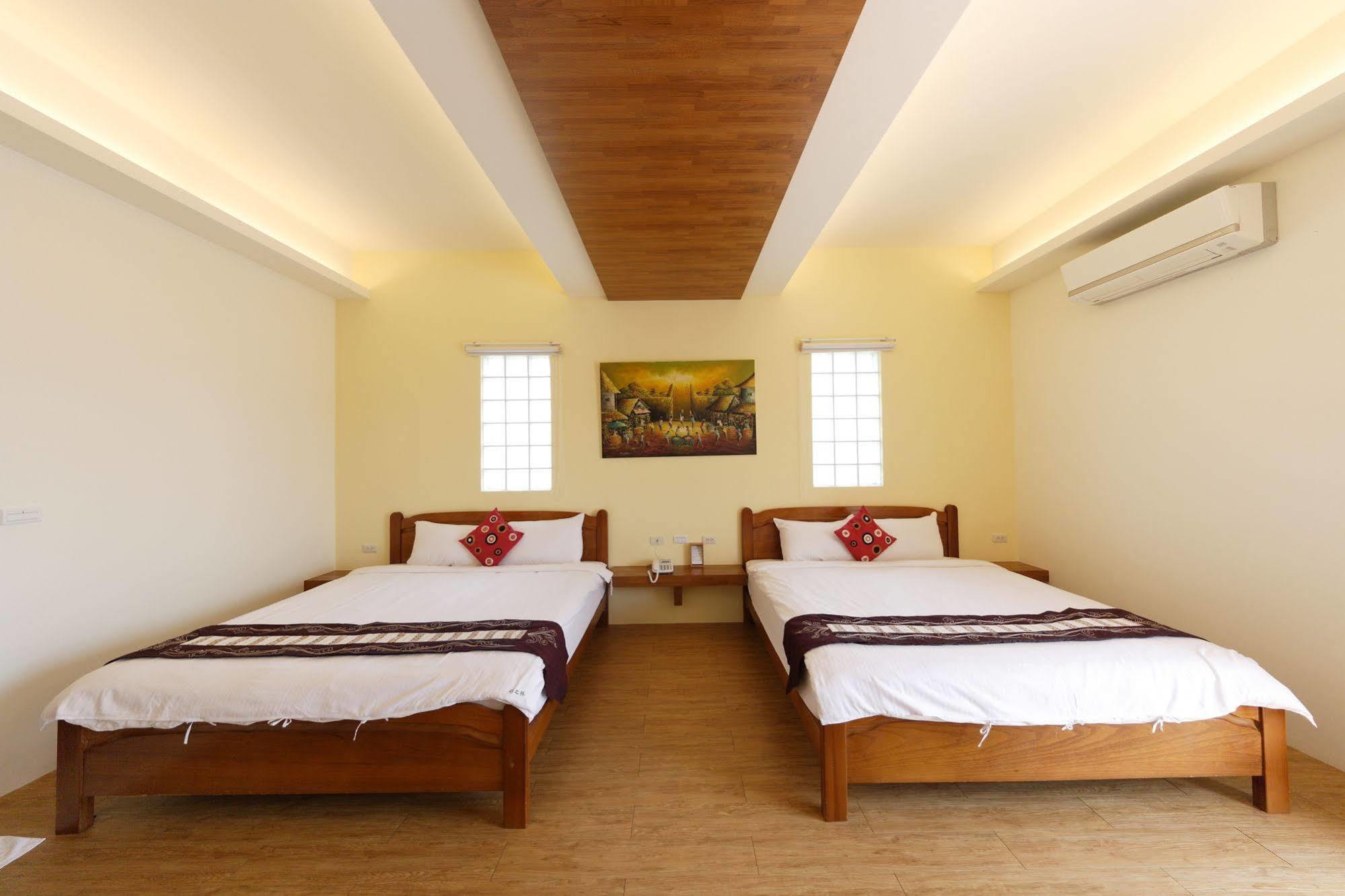 Ibali Hostel Манонг Екстериор снимка